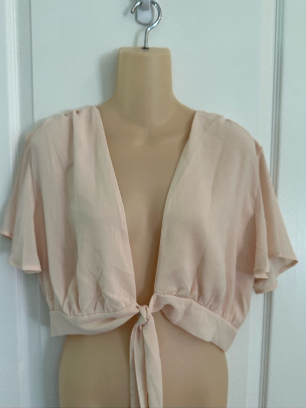 LYANER Women's Deep V Neck Tie Front Knot Wrap Ruffle Short Sleeeve Crop Top